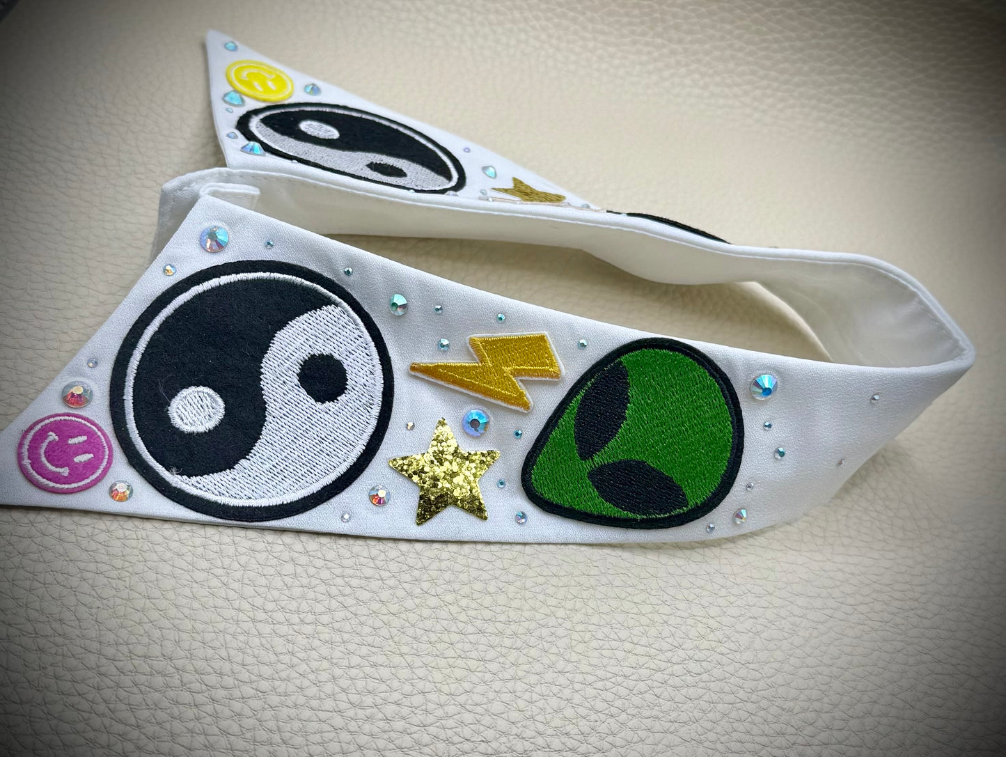 90s Dopamine Detachable Collar