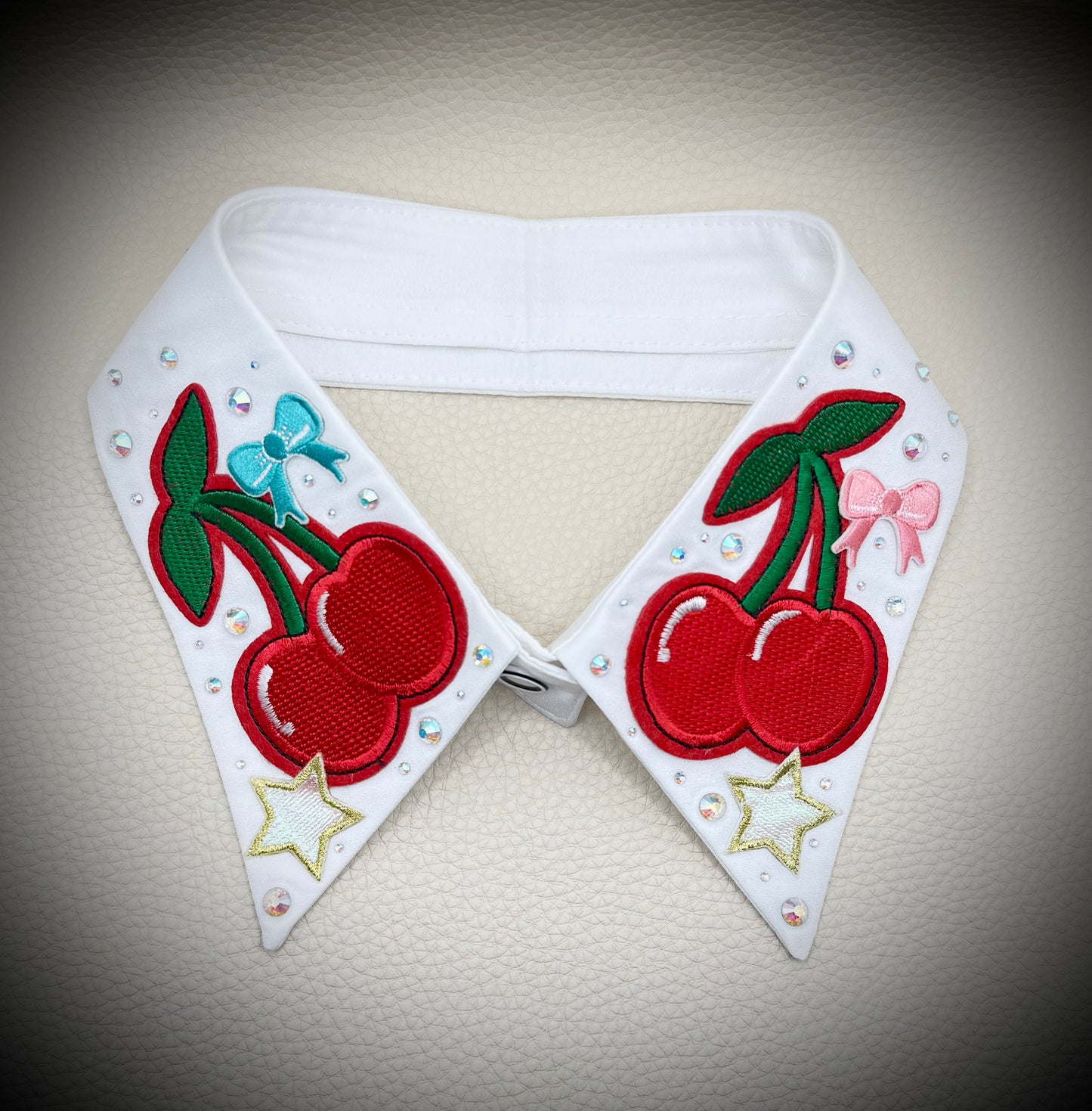 Cherry Dopamine Detachable Collar
